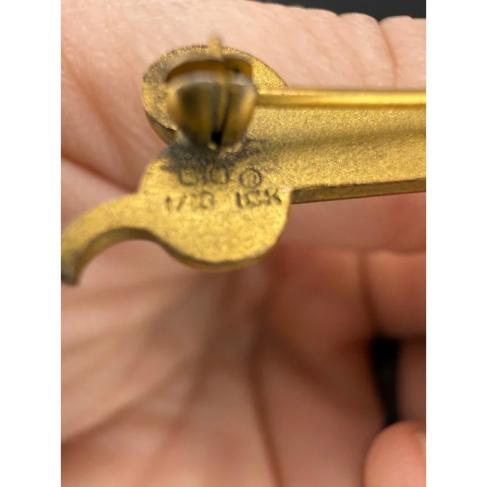 Vintage Gold Filled Scissors Brooch‎ CIO Barber Gift